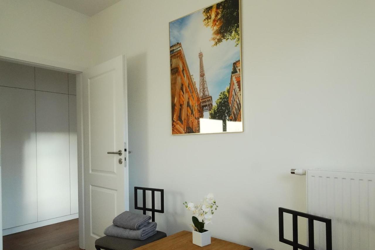Central Port Warsaw Apartment Bagian luar foto