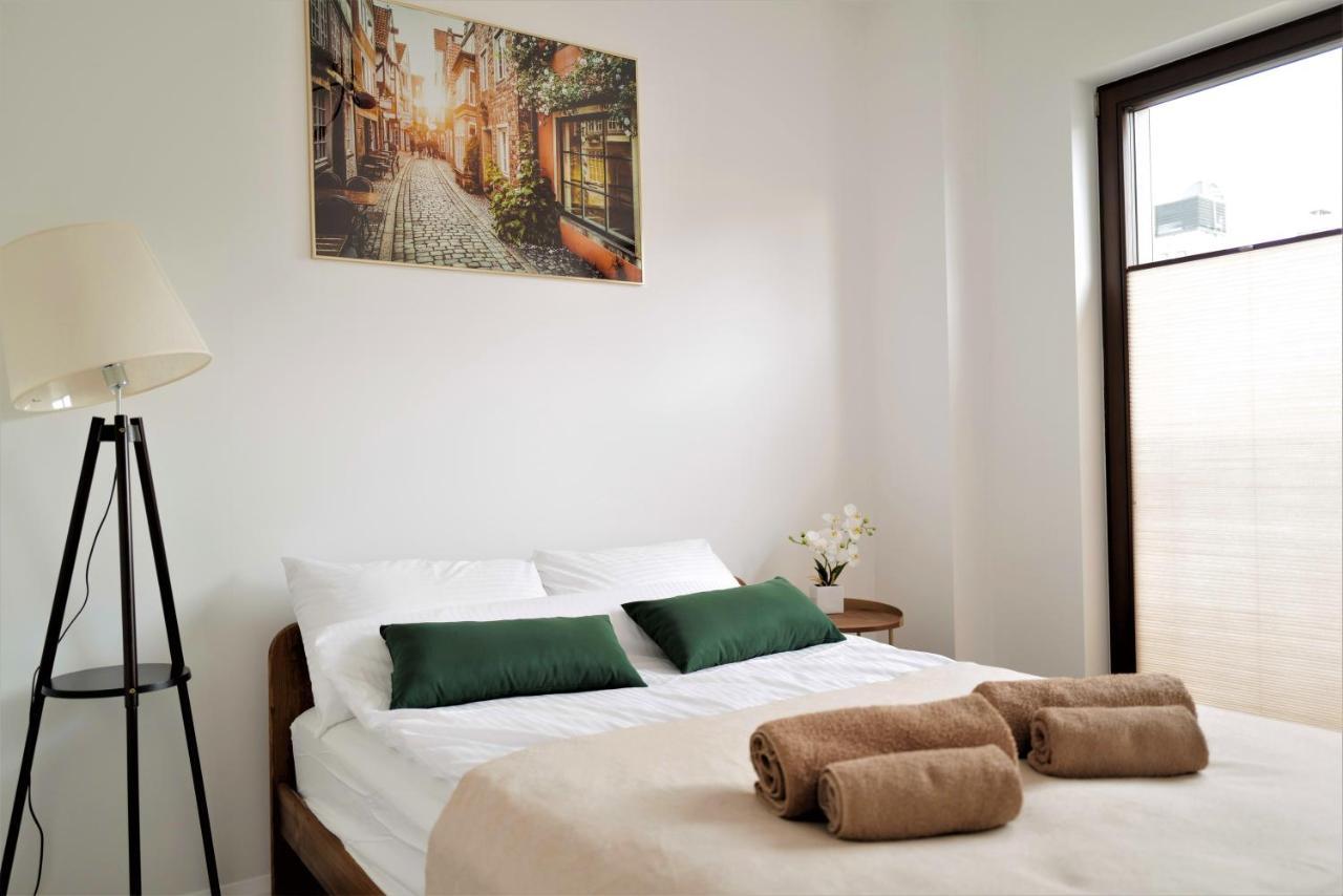 Central Port Warsaw Apartment Bagian luar foto